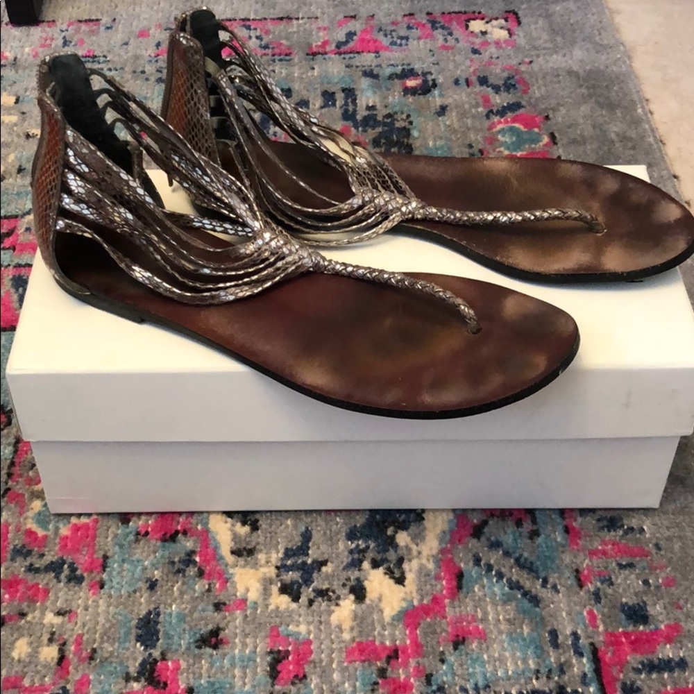 Gladiator flat sandal